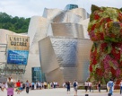 RS82151 GUGGENHEIM AND PUPPY