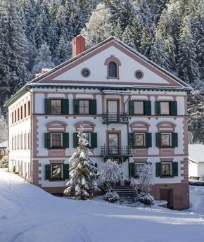 Hopfgarten Im Brixental Jugendgaestehaus Hoerbrunn Winteransicht